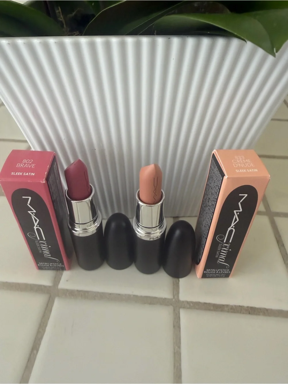 Bundle ,MAC Cosmetics Satin Lipstick Pair — 802-BRAVE-833-CRÈME D'NUDE